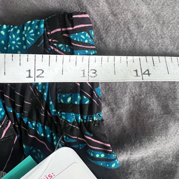 NWT New Lululemon Spring Break Away Short II Palm Lace Tofino Teal Multi - Picture 6 of 8